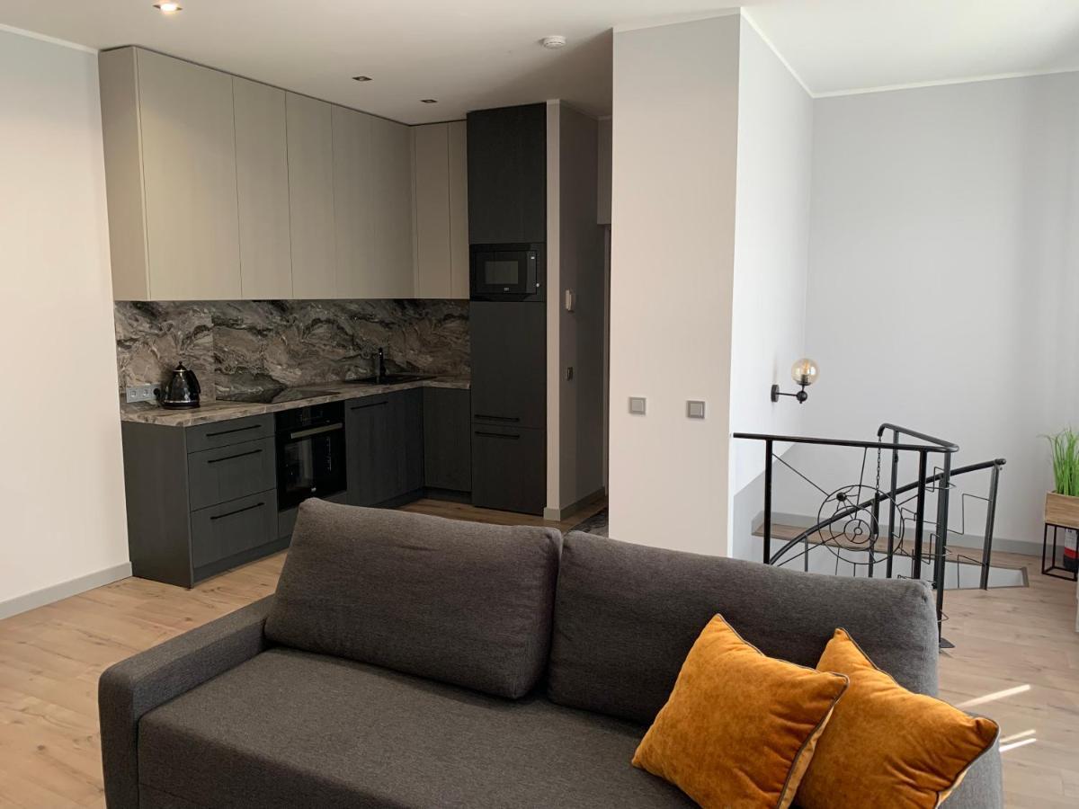 Zair Fireplace Apartments Таллин Экстерьер фото
