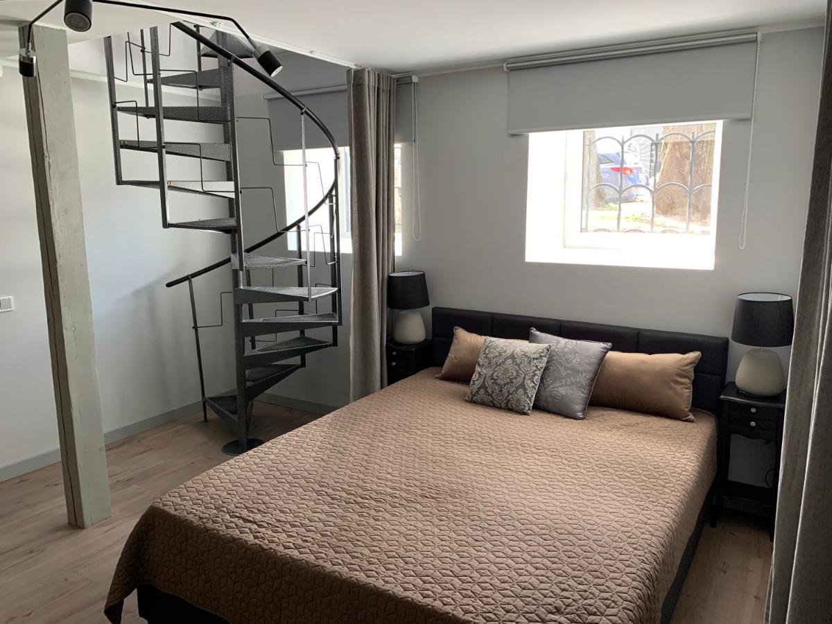 Zair Fireplace Apartments Таллин Экстерьер фото